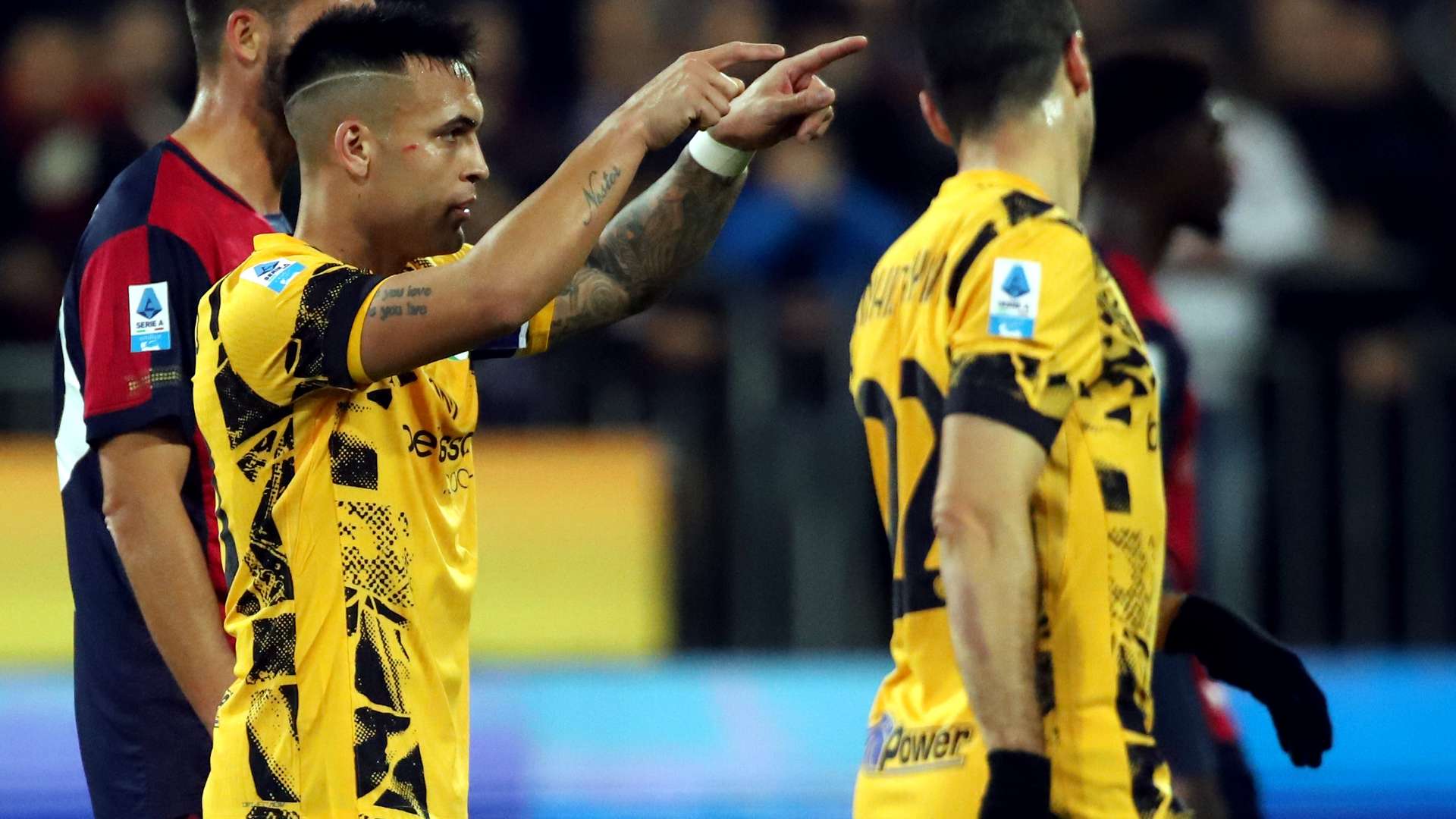 班牙足球本 班牙足球本